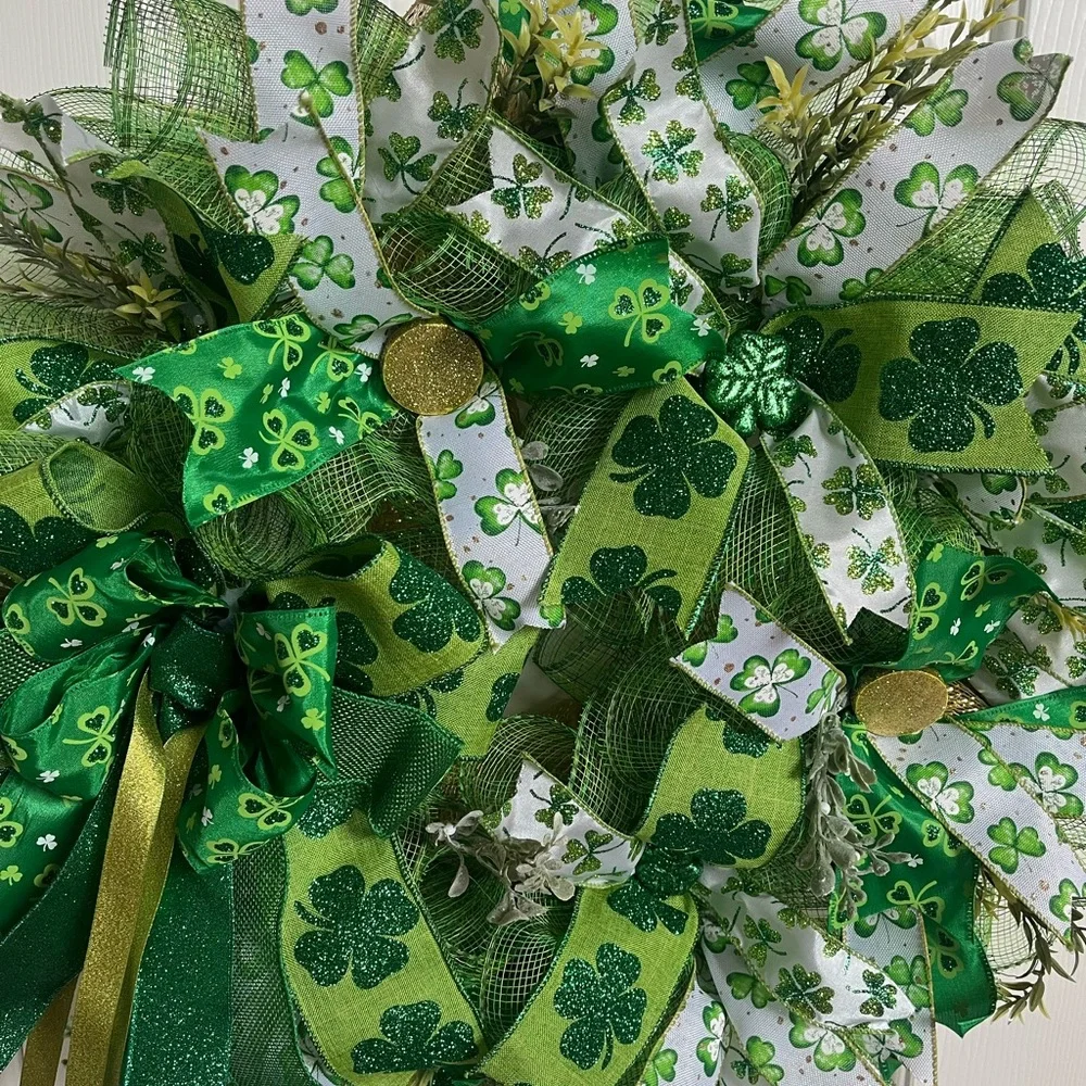 LARGE St Patrick’s Day Wreath 26”Thick & Full Indoor Outdoor Green Shamrock